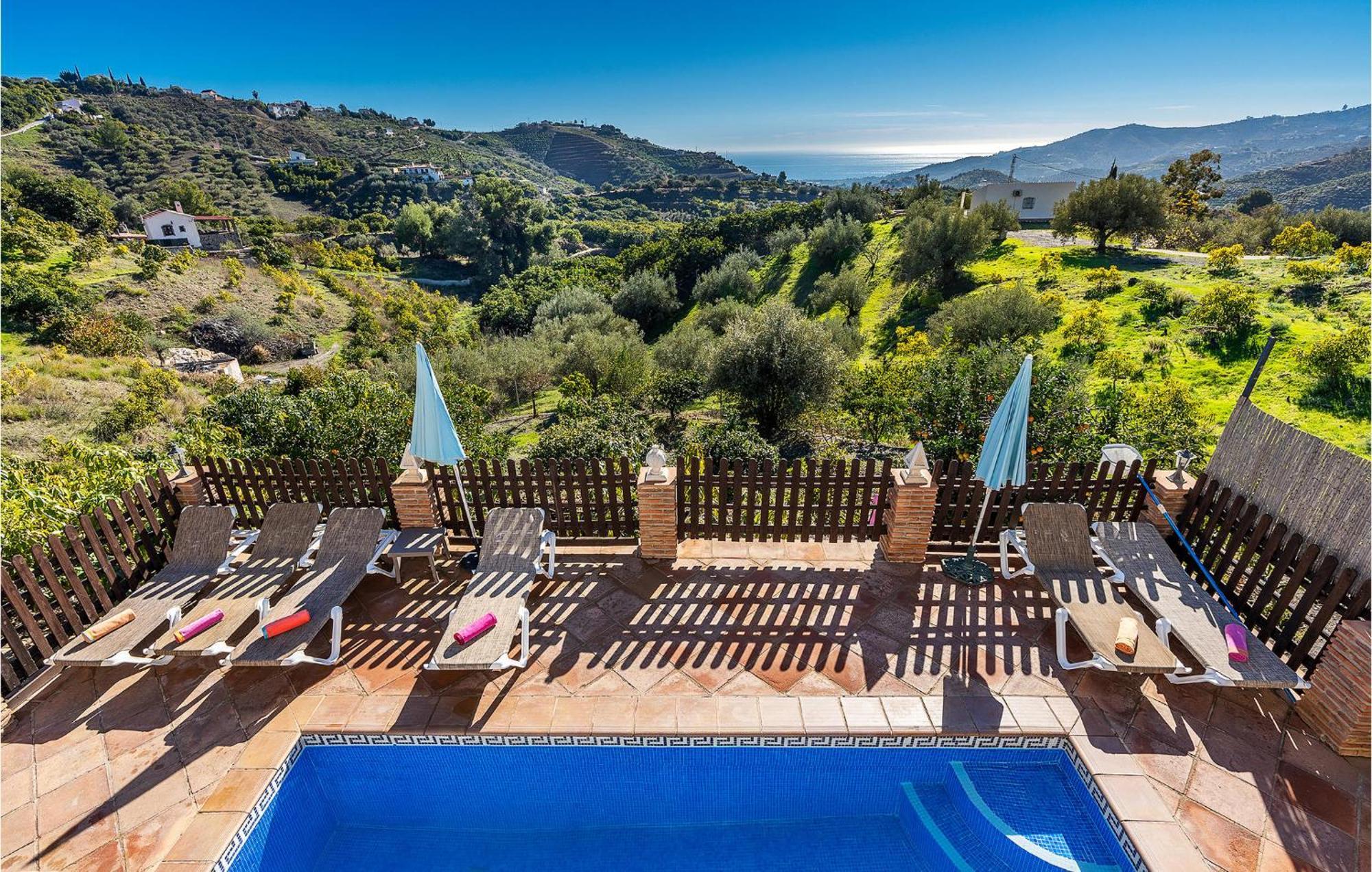 Amazing Home In Frigiliana With Kitchen المظهر الخارجي الصورة