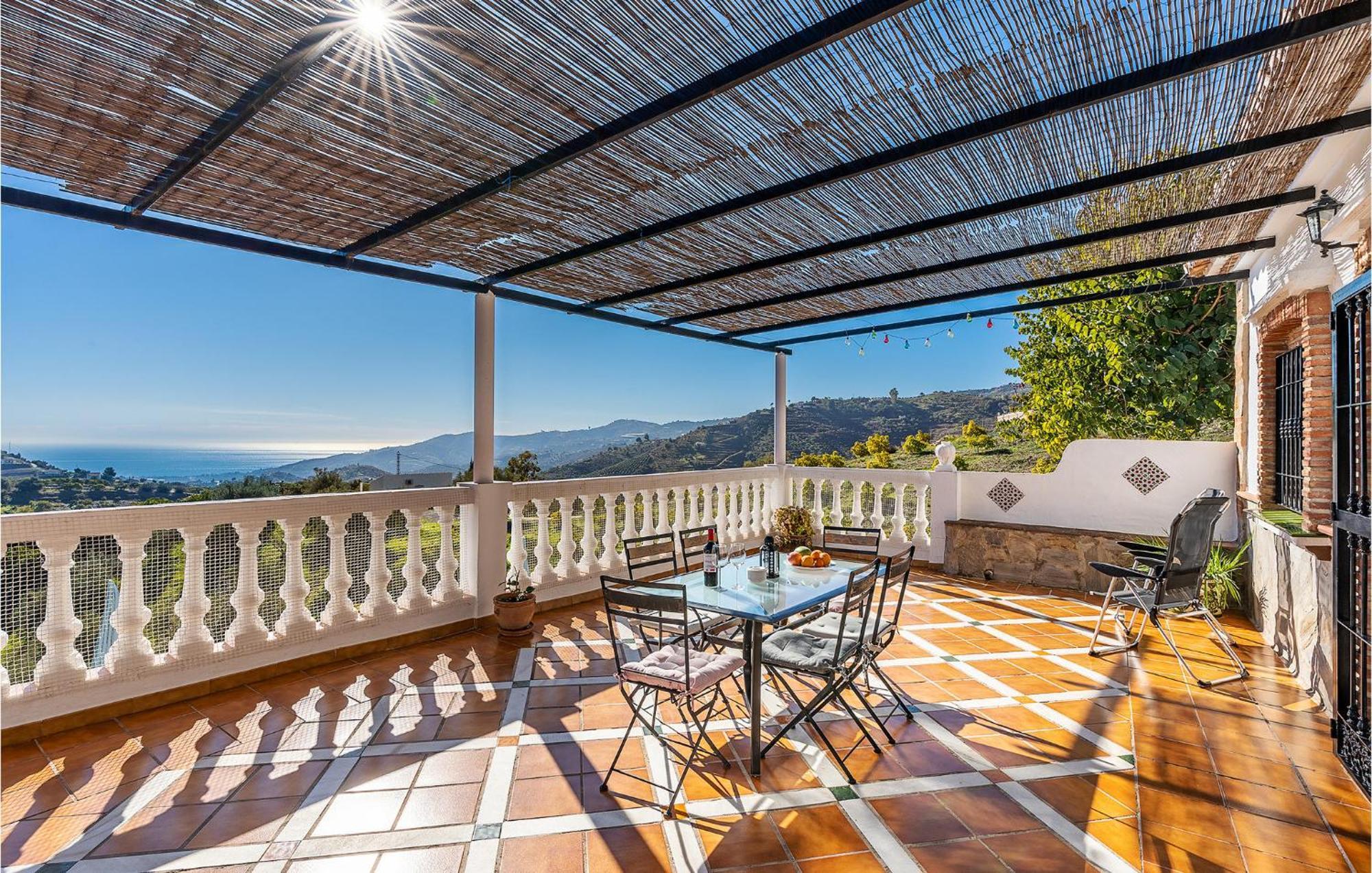 Amazing Home In Frigiliana With Kitchen المظهر الخارجي الصورة