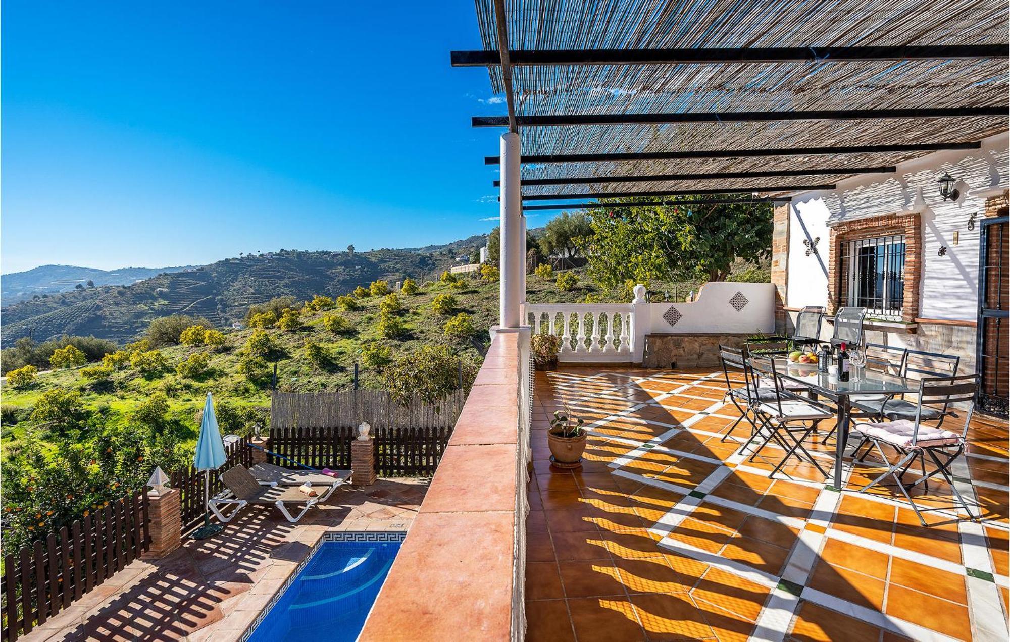 Amazing Home In Frigiliana With Kitchen المظهر الخارجي الصورة